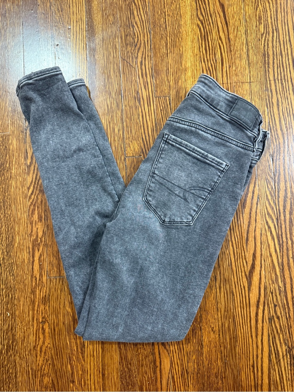 American Eagle Soft Knit Hi-Rise Jeggings Gray Acid Wash Denim Jeans Size 6 Reg
